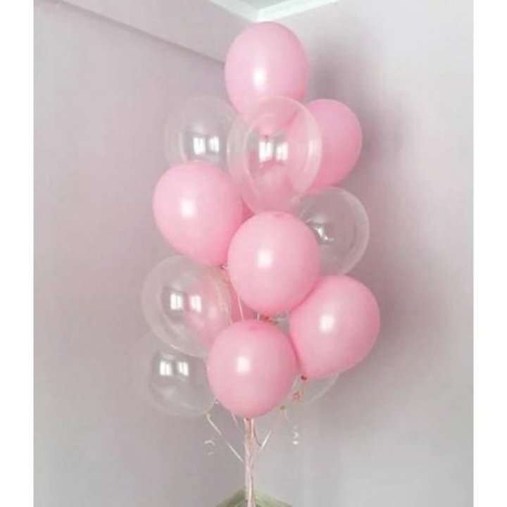 Облако шаров "Пур-пур" в Сургуте