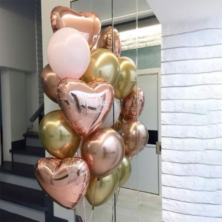 Фонтан шаров "От сердечка" в Сургуте