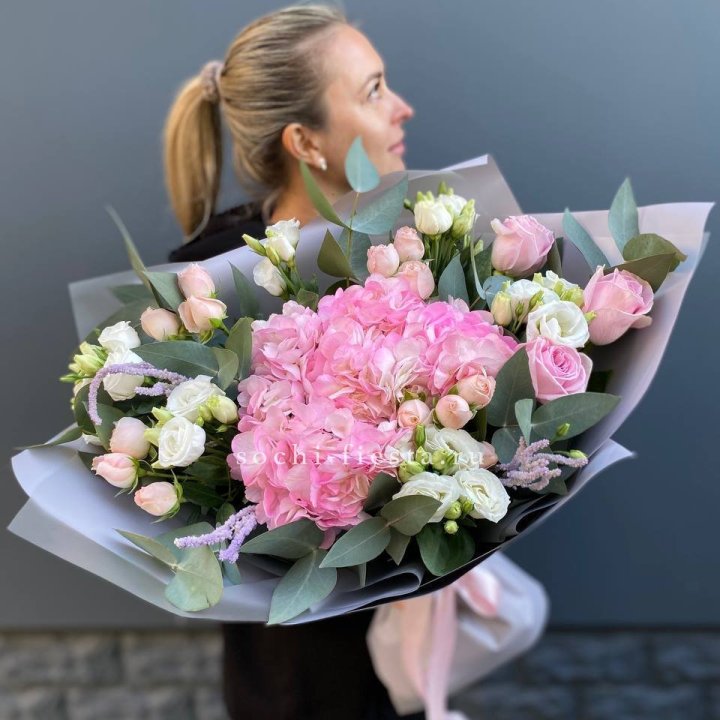 Дизайнерский букет "Кристал" в Сургуте