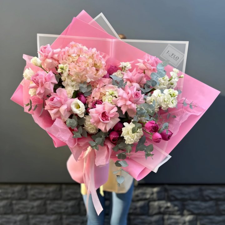 Дизайнерский букет №25 в Сургуте