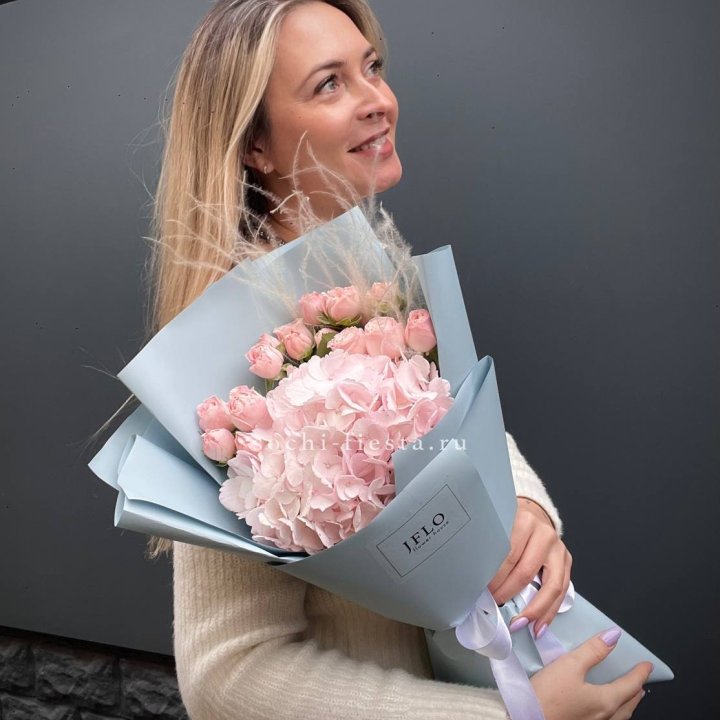 Гортензия  "Жасмин" в Сургуте