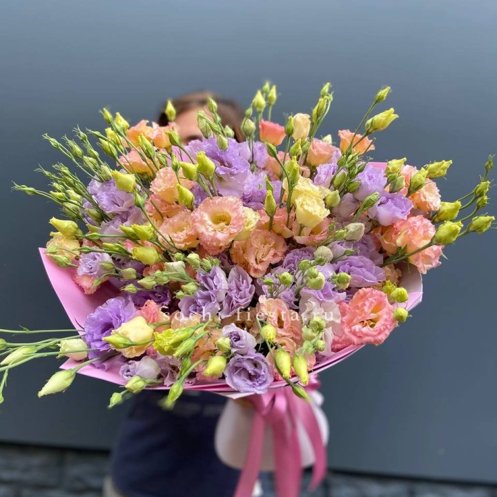 Букет эустом №2  в Сургуте