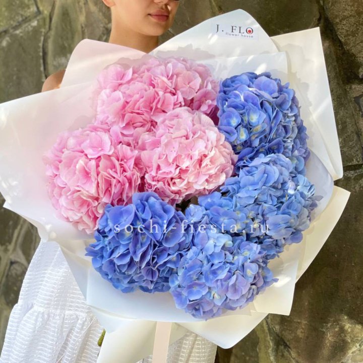 Букет гортензий №1 в Сургуте