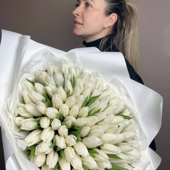 101 белый тюльпан №2 в Сургуте