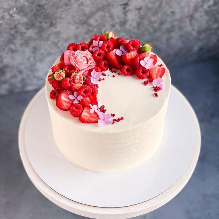 Торт "Малина" в Сургуте