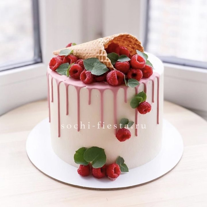 Торт "Ягодный" в Сургуте