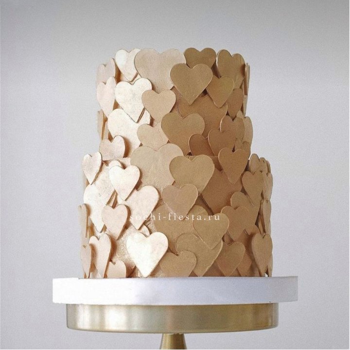 Торт "Hearts" gold в Сургуте