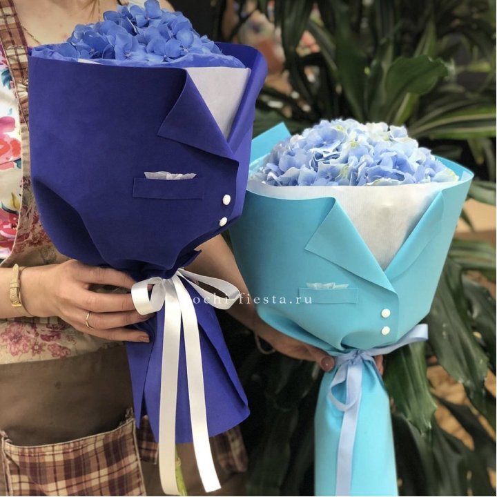 Букет с гортензией с пиджаком в Сургуте