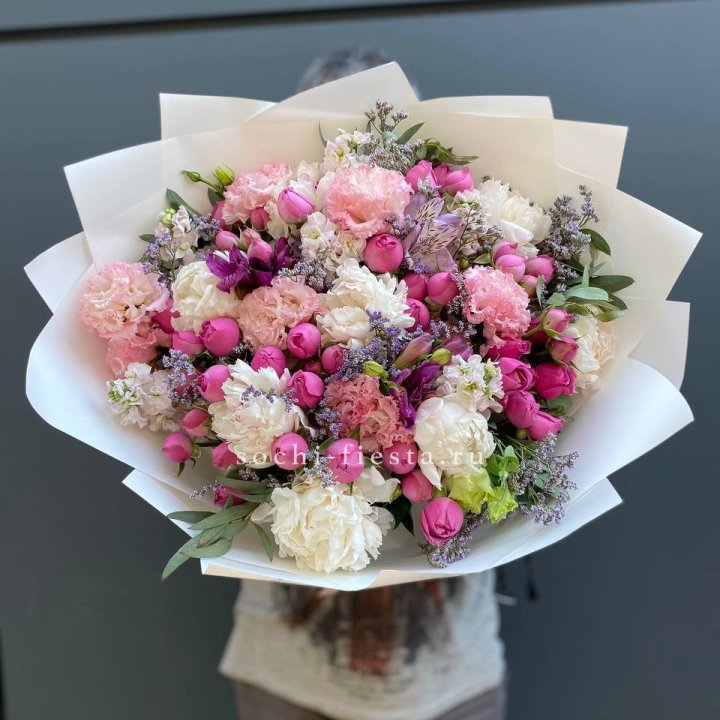 Дизайнерский букет №10 в Сургуте