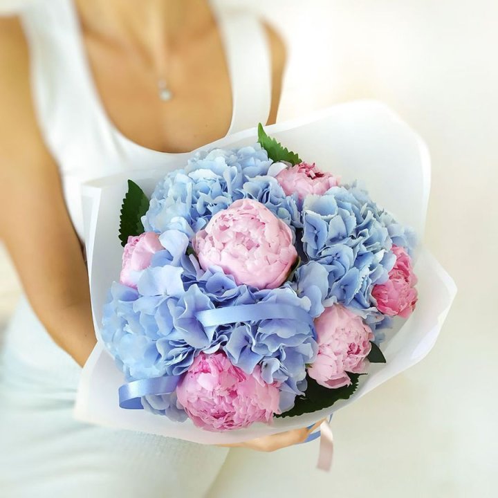 Гортензия и Пионы в Сургуте