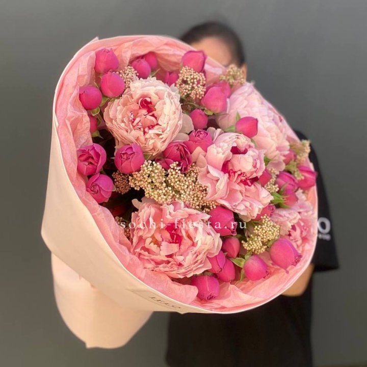  Букет с пионами "Преференс" в Сургуте