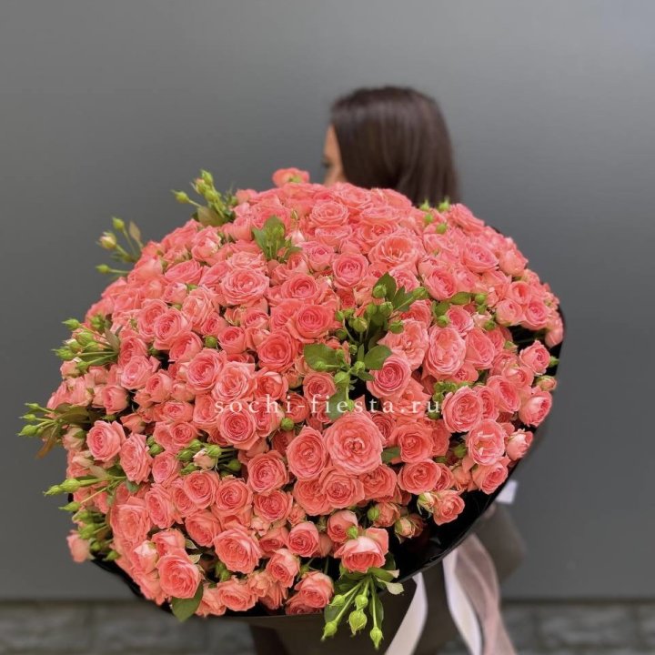 101 кустовая роза Барбадос в Сургуте