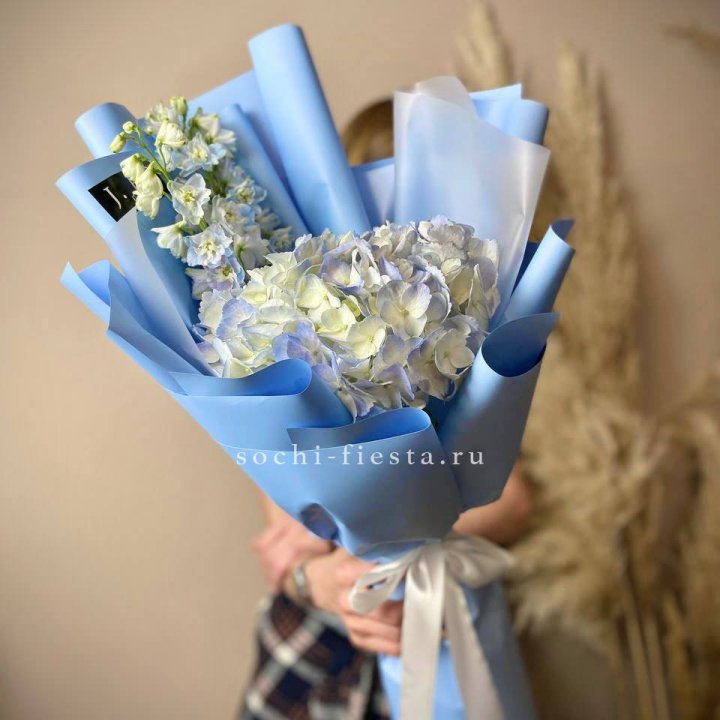 Гортензия "Блю скай" в Сургуте