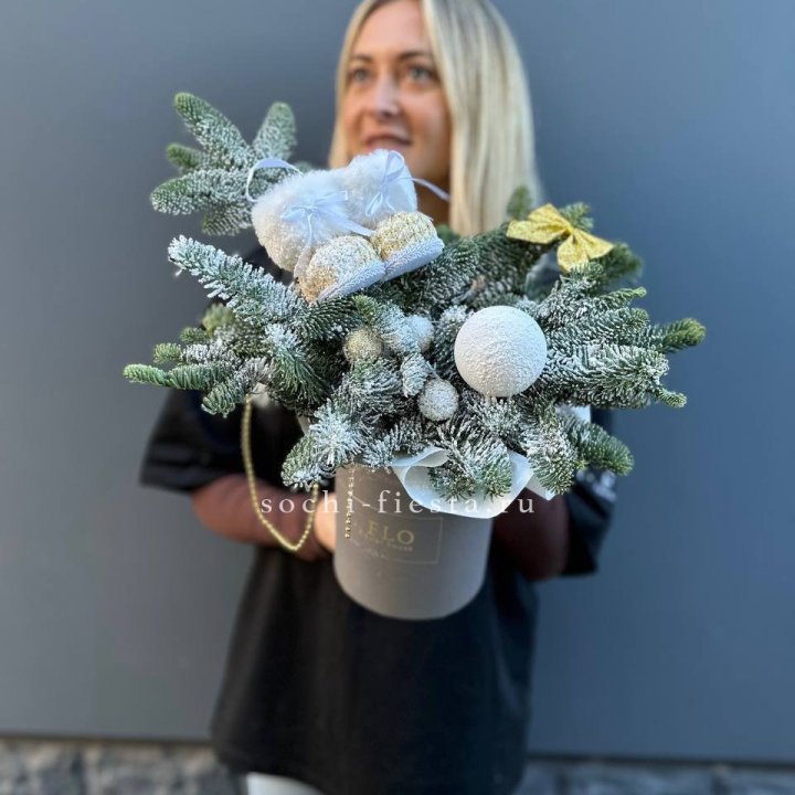 Новогодний бокс "Ботс голд" в Сургуте