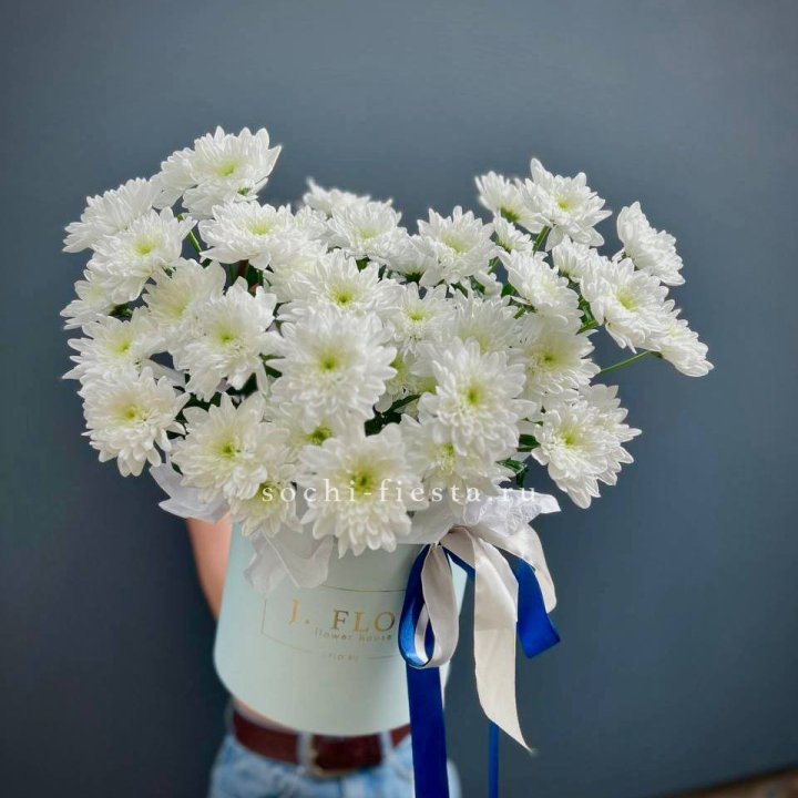 Коробка с хризантемами №3 в Сургуте