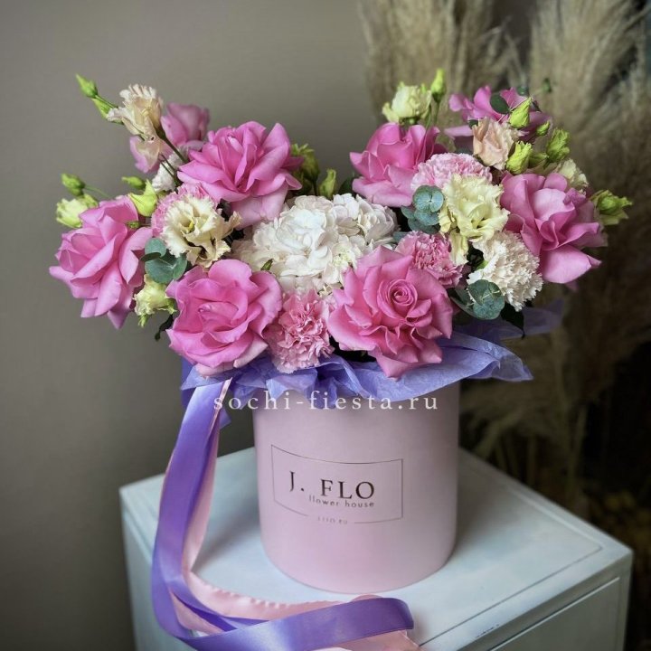 Цветочная коробка "Мишель" в Сургуте