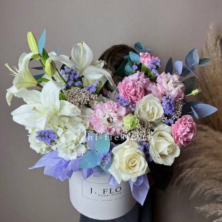 Авторский бокс "Виргиния" в Сургуте