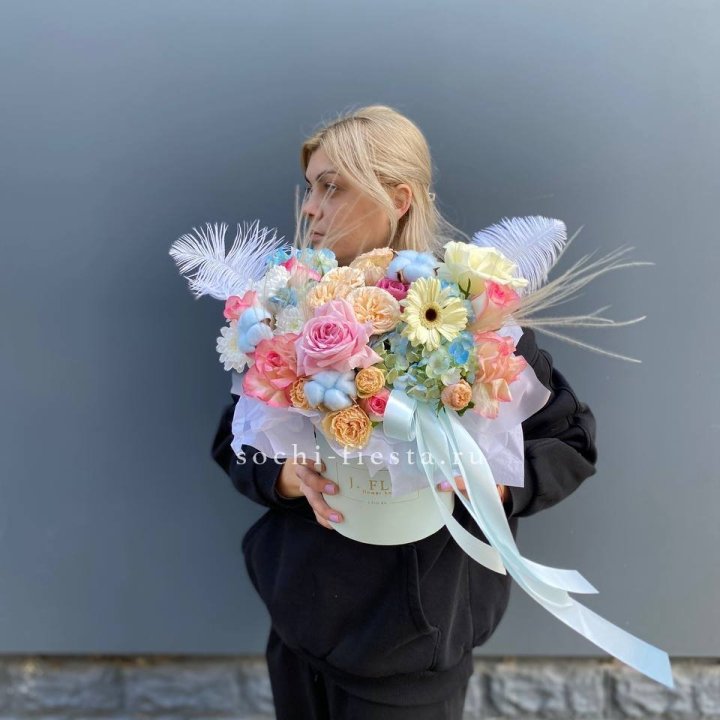 Бокс "Голубая нева" в Сургуте