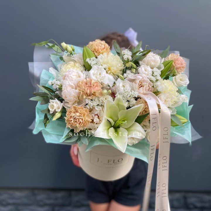 Дизайнерский цилиндр "Амвайл" в Сургуте