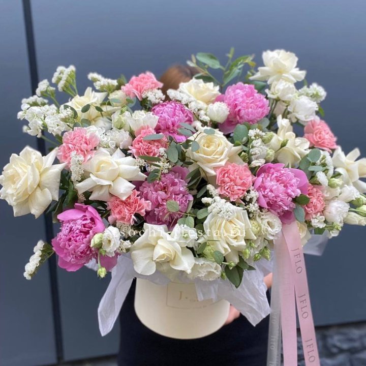 Дизайнерский бокс "Амор этерна" в Сургуте