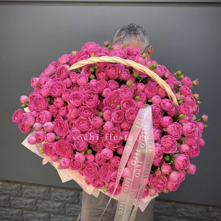 Корзина роз Мисти Баблс 151 в Сургуте