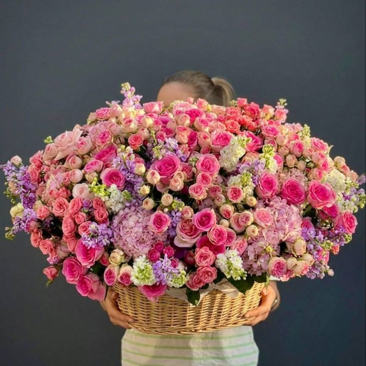 Цветочная корзина гигант №5 в Сургуте