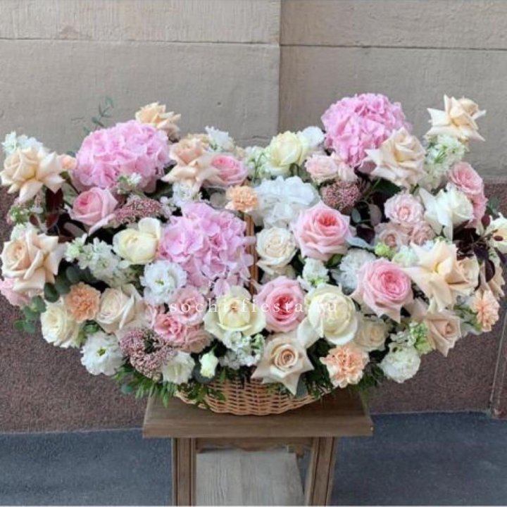 Цветочная корзина макси N2 в Сургуте