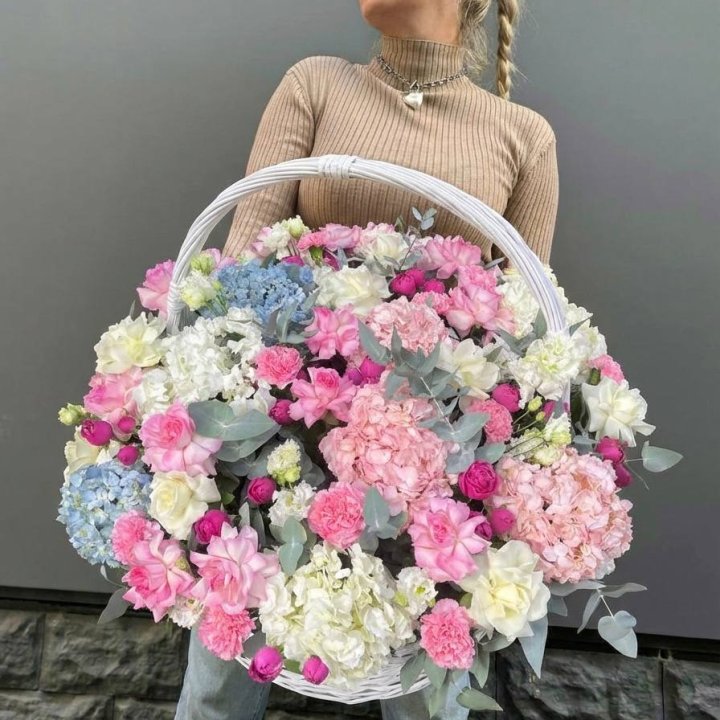 Цветочная корзина №3 в Сургуте