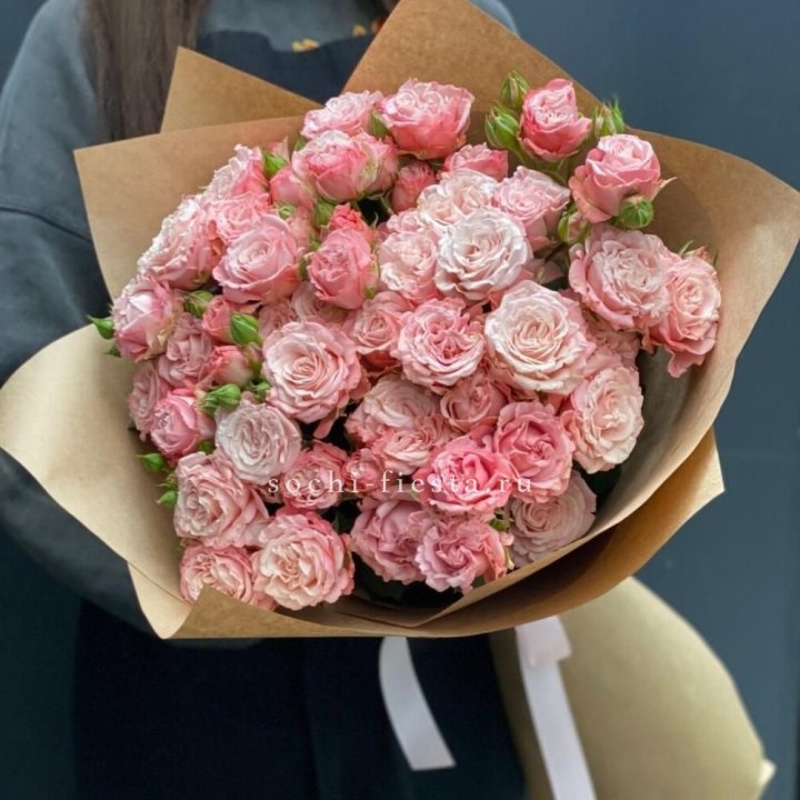 Пионовидные розы Bombastic №2 в Сургуте