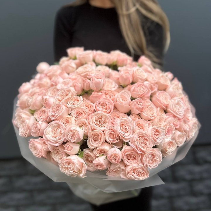 51 кустовая роза Бомбастик в Сургуте