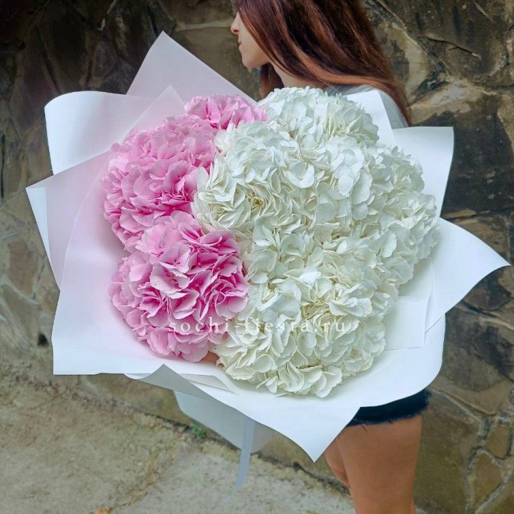 Букет гортензий №2 в Сургуте