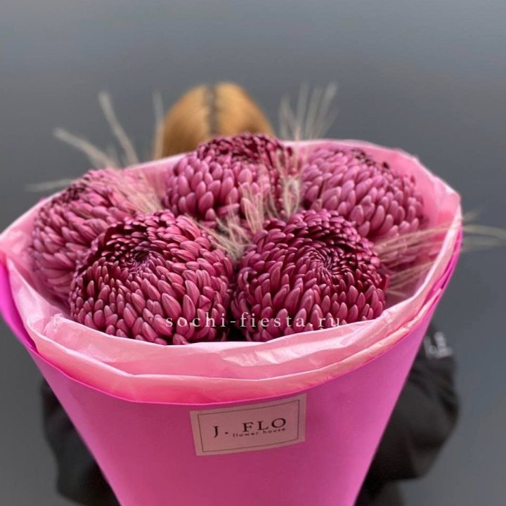 Хризантемы  Бигуди с стифой в Сургуте