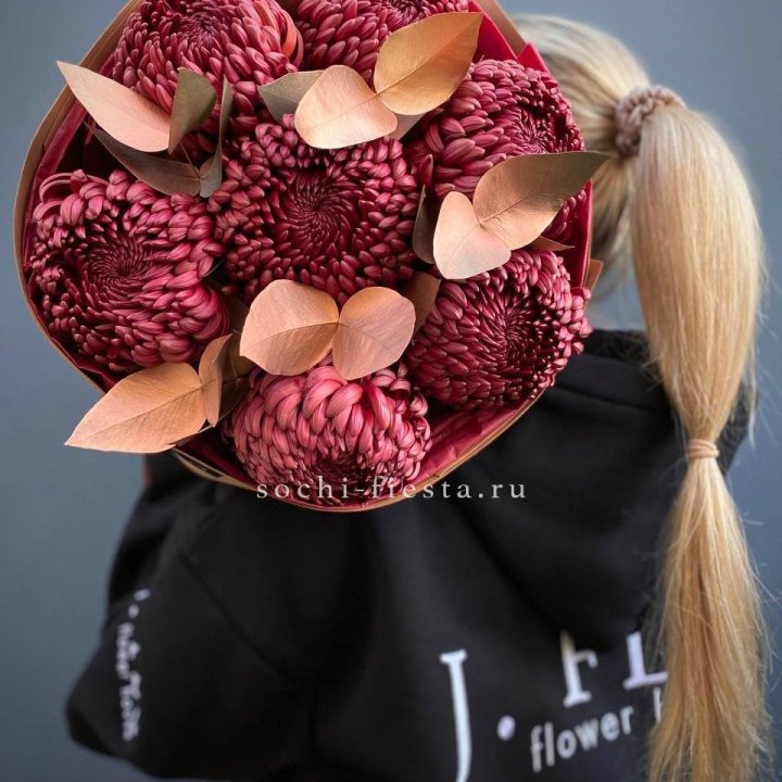 Хризантемы "Голд шоколад" в Сургуте