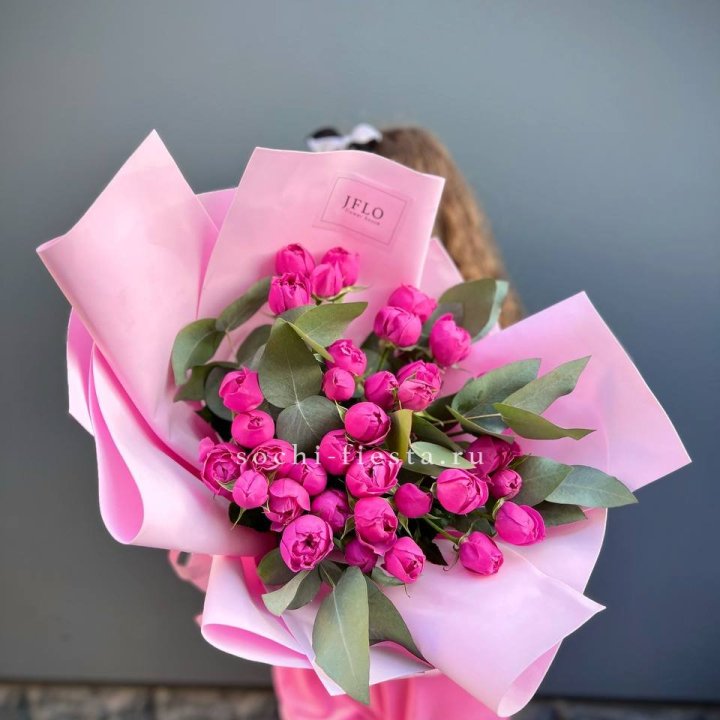 Пионовидные розы баблс в Сургуте
