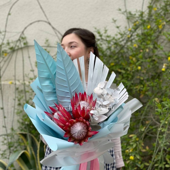 Букет из протеи "Клеопатра-2" в Сургуте