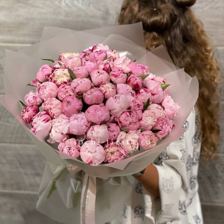 51 розовый пион в Сургуте