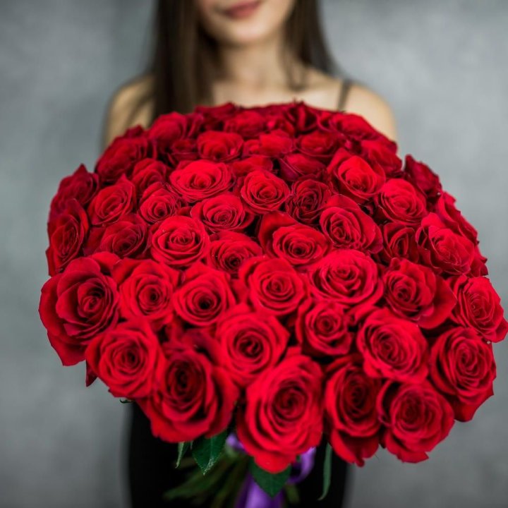 51 красная роза в Сургуте