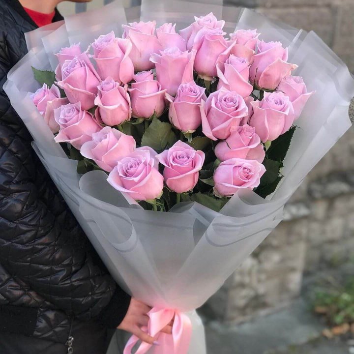 25 высоких розовых роз в Сургуте