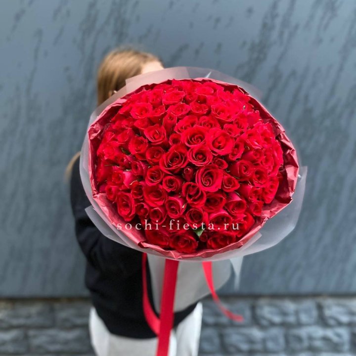 101  красная кенийская роза  в Сургуте