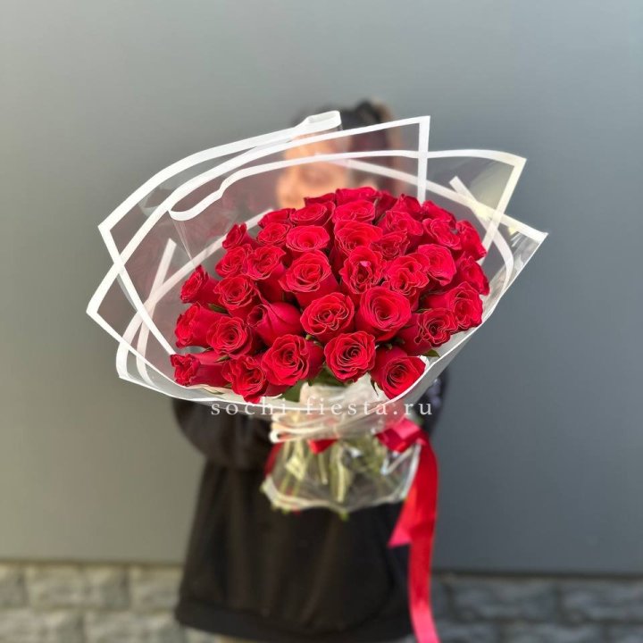 31 красная роза в Сургуте
