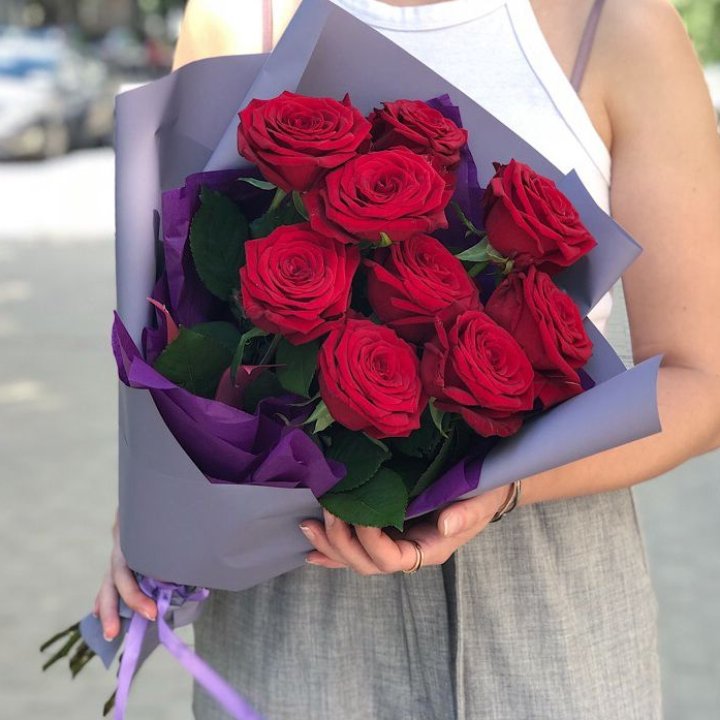 9  красных роз №1 в Сургуте
