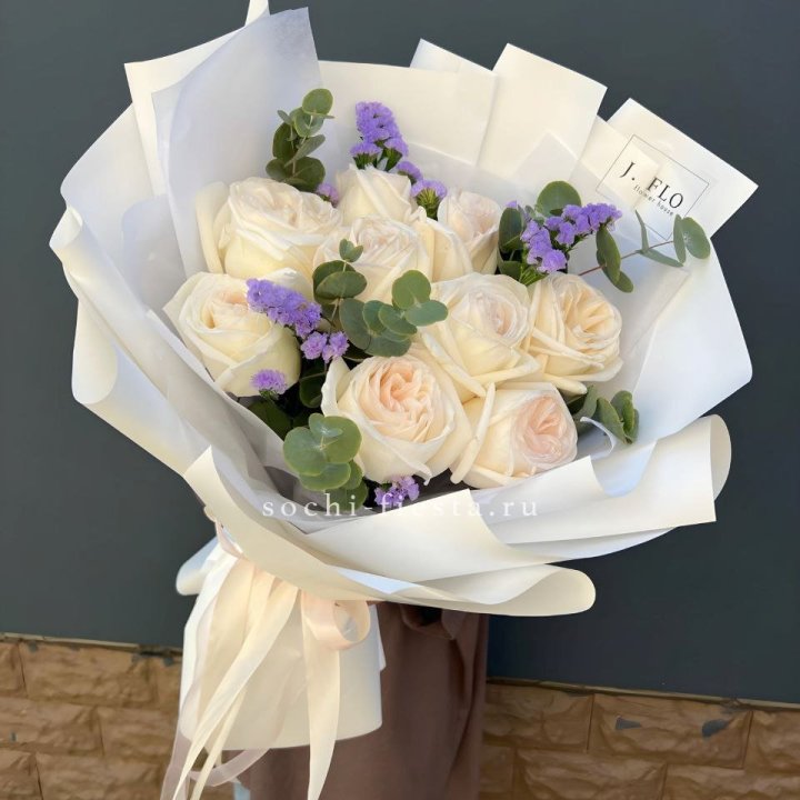Букет из роз Вайт охара в Сургуте