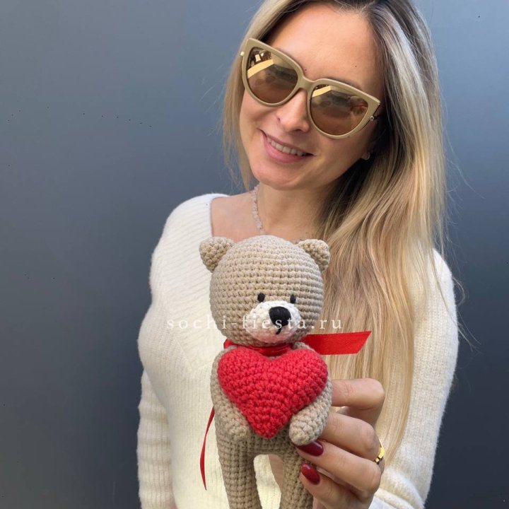 Мишка с сердцем ручной работы в Сургуте