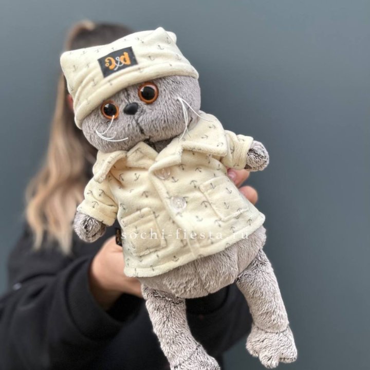 Кот Басик в пижаме в Сургуте