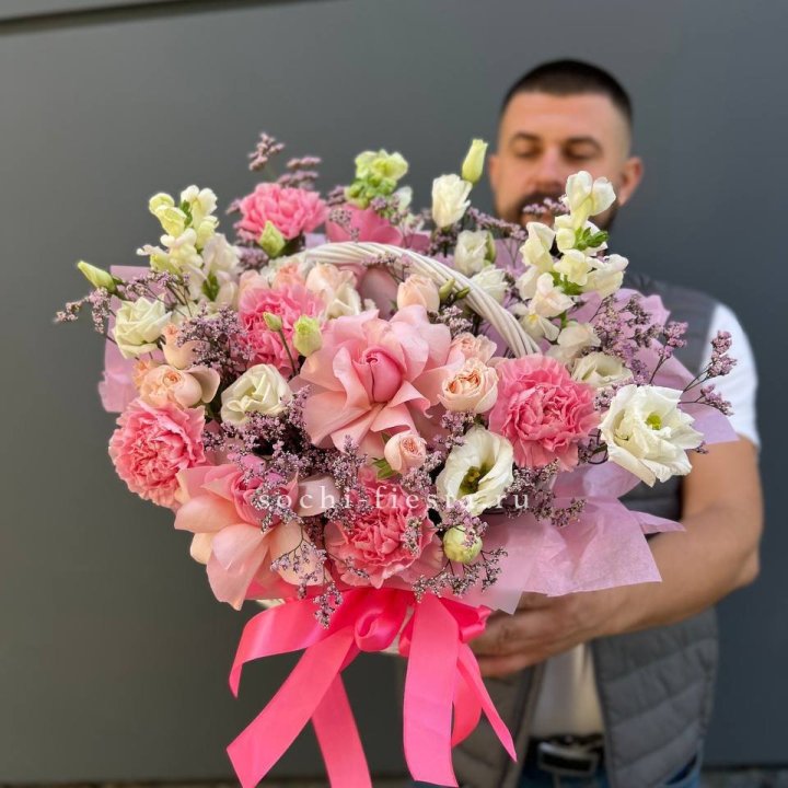 Цветочная корзина №1 в Сургуте