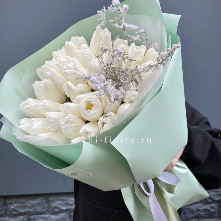 Букет белых тюльпанов "Бьянко" в Сургуте